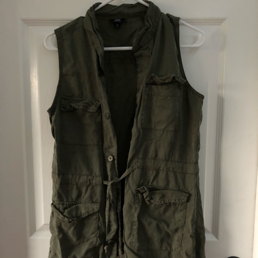 “adventure” top